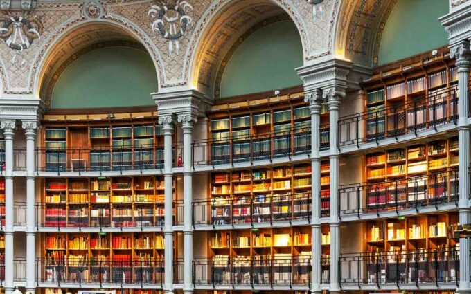 bibliotheques paris - ©AlexMastro - stock.adobe.com
