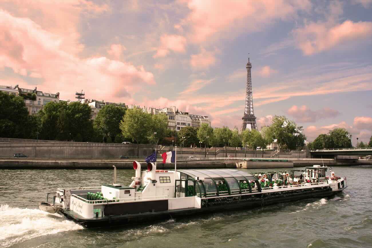 paris bateau mouche