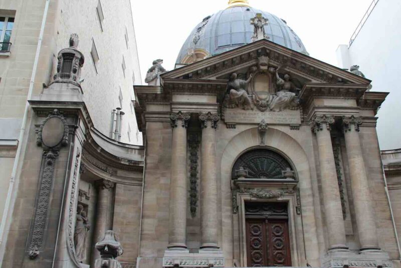 notre dame de consolation church in paris (france)