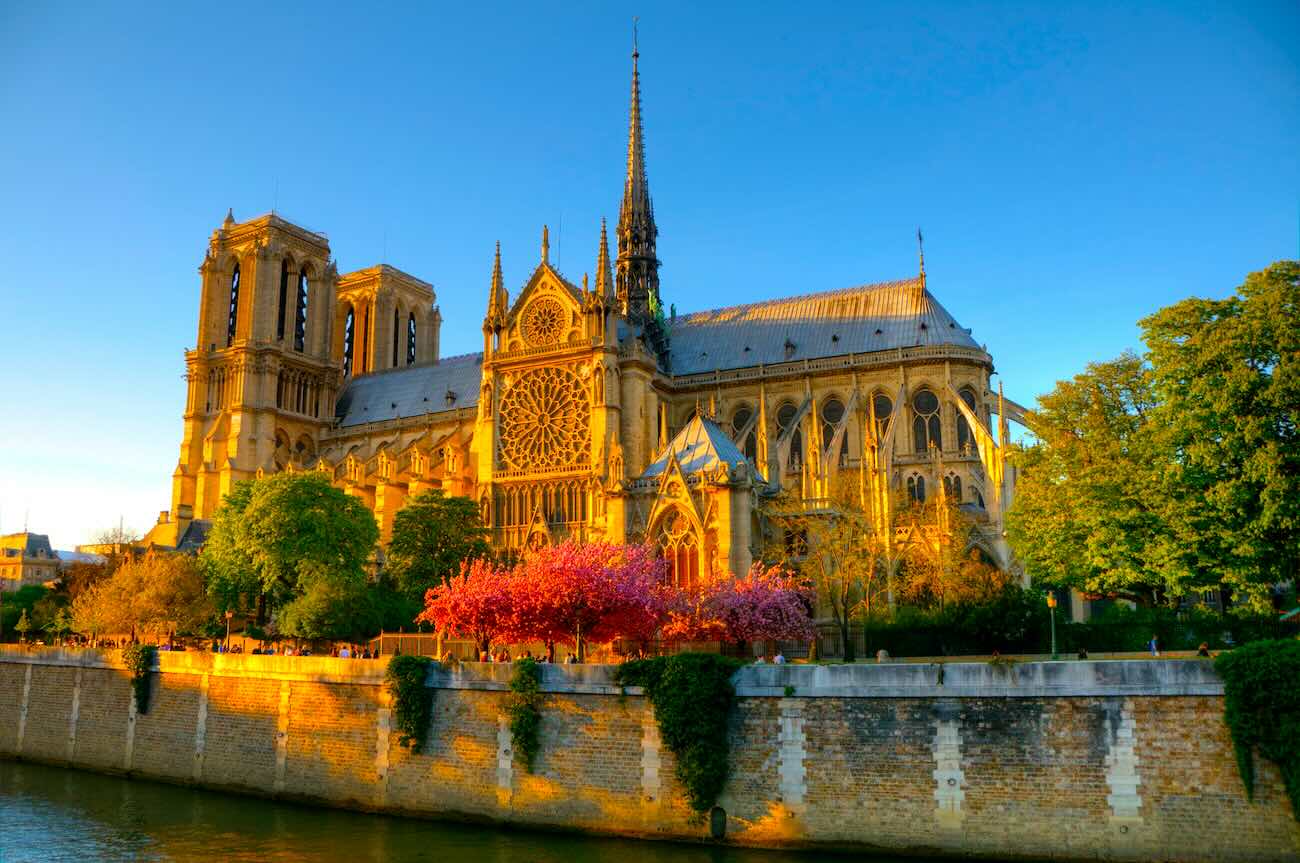 notre-dame-restaurant